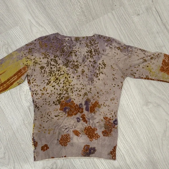 Elegant V-Neck Sweater in Purple, Brown, and Yellow - Picture 4 of 5